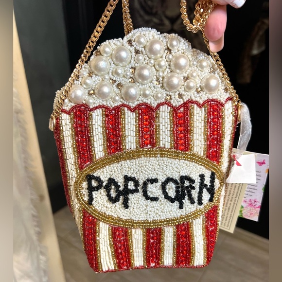 🍿🍿 MADE IN INDIA, VIRAL POPCORN BEADED BAG-NWT🍿🍿 - Picture 6 of 10